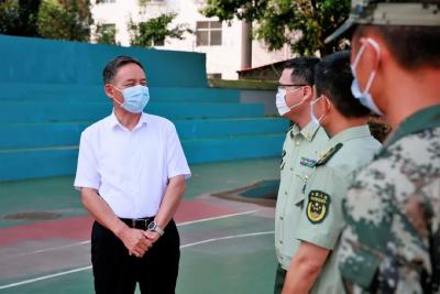 夏志东带队开展“庆八一·双拥共建鱼水情 志愿服务进军营”活动