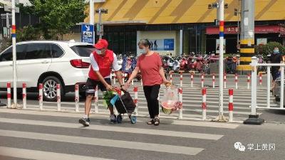 新时代文明实践 | 付出者，皆英雄！