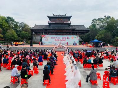 湖北黄州——东湖街道举办“东湖之恋·爱在重阳”活动致敬最美逆行者