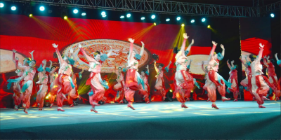 陶店乡舞蹈队在黄州区第七届群众广场舞展演中获得二等奖