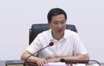 陈风主持召开全区7月份主要经济指标分析调度会