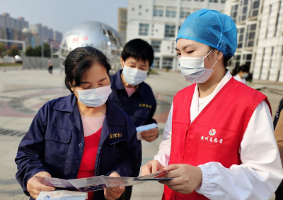 “警惕卒中症状 尽早识别救治”——黄州区人民医院开展神经内科大型义诊活动