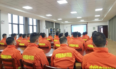 黄州区人民医院：健康知识讲座走进森林消防队