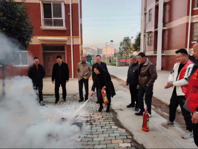 禹王街道张湾村、樊家湾村开展消防安全教育活动
