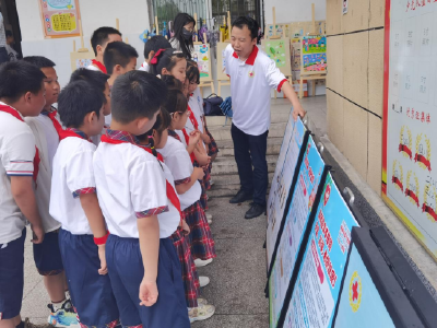 市区红十字会联合黄冈市实验小学赤壁校区开展关爱困境儿童活动