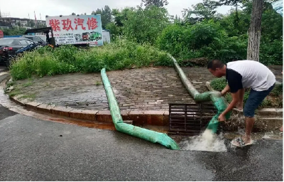 南湖街道闻“汛”而动，筑牢防汛“安全堤”