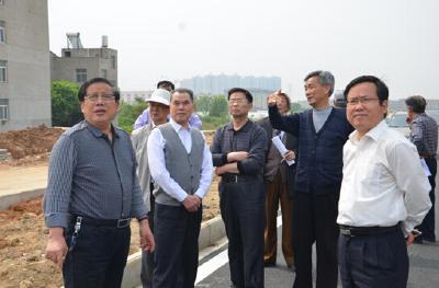 区政协学习文史委组织老澴河命名视察活动