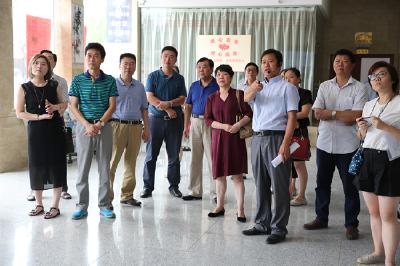 黄冈市老龄办来我区考察学习老年宜居社区创建工作