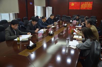 区委书记袁华江专题调研党风廉洁建设和反腐败工作