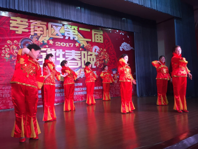 孝南区第二届“百姓春晚”走进区老年人大学 