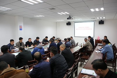 区国土资源局“三个一”“三到位”主动服务对接企业