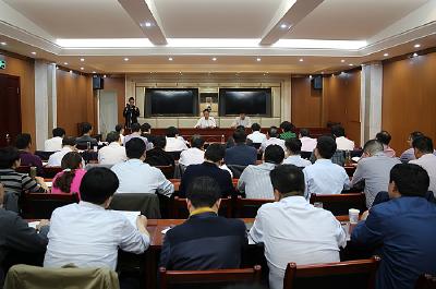 区领导在全省推进安全生产领域改革发展专题宣讲孝南分会场会议上部署我区安全生产工作