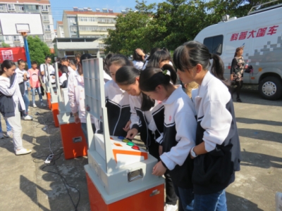 创新驱动发展 科学破除愚昧——孝感市全国科普日活动启动仪式在新铺举行