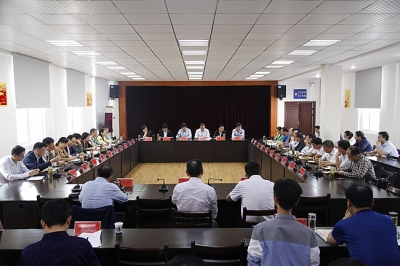 区“四大家”领导联席会议召开 