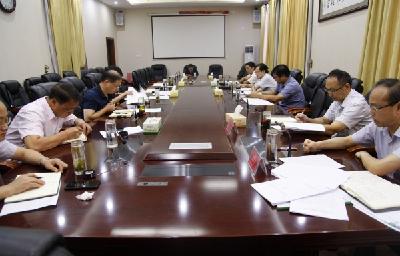 区政府党组召开第六次主题教育研讨会