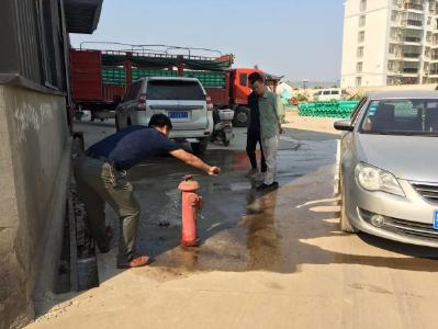 东山头强化检查保安全迎大庆