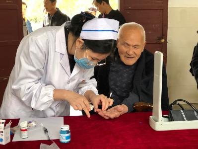 三汊镇卫生院开展主题教育活动