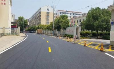 毛陈道路刷黑力促镇区颜值大提升