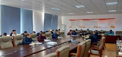 区城管执法局党组班子成员用心用情讲好“不忘初心、牢记使命”主题教育专题党课