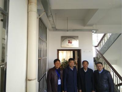 “全国劳模高广金农业科技创新工作室”全省首个工作站在区农业技术推广中心正式挂牌