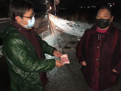 涓涓细流 定能汇聚成战疫长河
