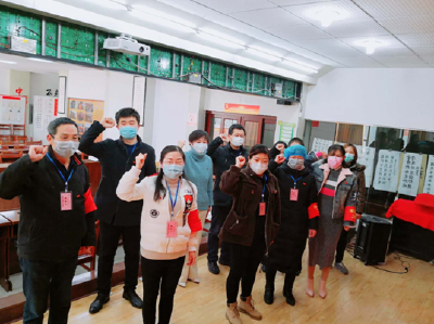 支部建一线 党员站前沿—鸿城社区区直工作队成立临时党支部凝心聚力共防疫