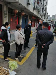 书院街道开展集贸市场集中整治