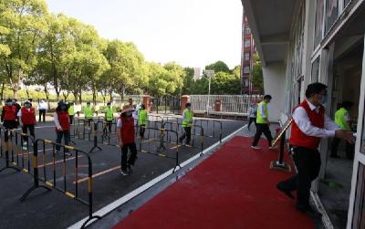 备战复学复课—孝南举行复学防控应急演练和专题培训