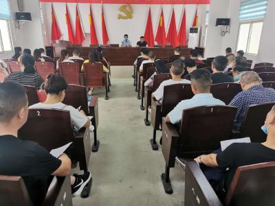肖港镇召开平安建设工作推进会