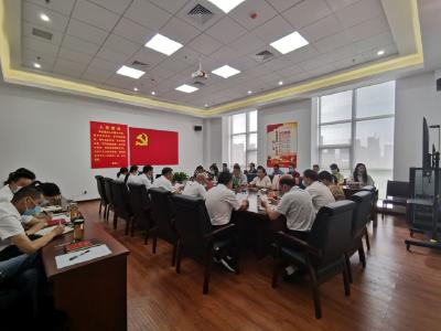 结对首当办实事 支部党日结硕果