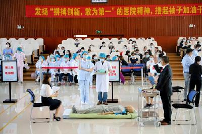 以“比”促学 架牢疫情防护网