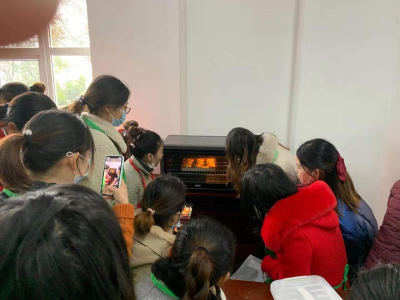 西河镇农村妇女技能培训班火热进行中
