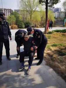 孝南城管学雷锋在行动