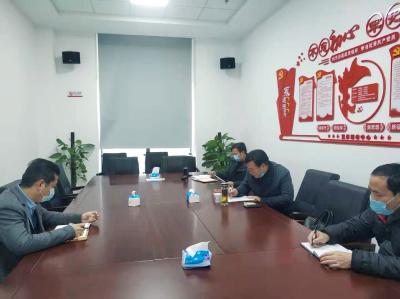 业务问答助推工作提质增效 交心谈心鼓励干部激情干事 —区政务服务和大数据管理局开展岗位业务考评