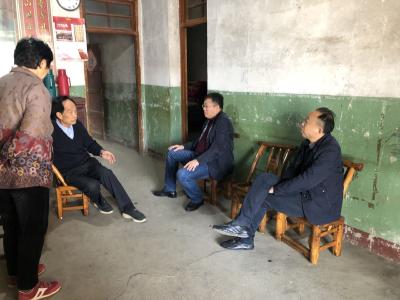 组织慰问送真情 浓浓关怀暖人心