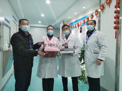 春节慰问 情暖一线