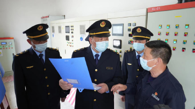 换装不换色 初心践始终—孝感市生态环境局孝南区分局举行综合执法队伍换装仪式