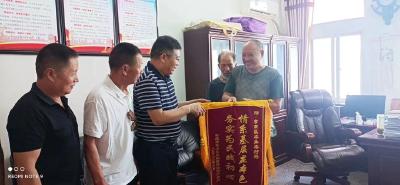 孝南：不辞担当解民忧 俯身履职暖民心
