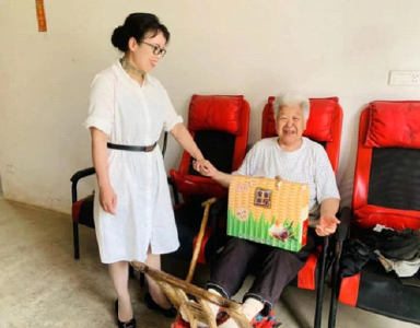 群英荟丨陈丽： 传承优良家风当好勤廉“ 村官”