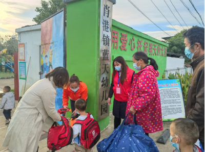迎接开学季，“护学”在行动