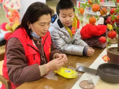 “潭”笑上元迎春到 安居府前幸福年