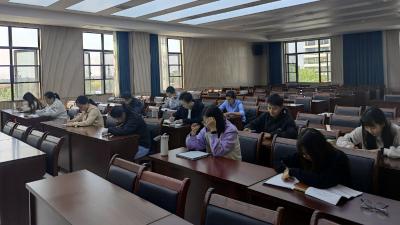 “挺膺担当”“充满电” 以学促干“加满油”
