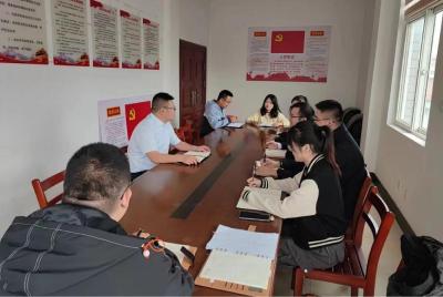 凝“青”聚力 共话未来