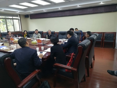 咸安区召开“网格化资源整合优化”专题会议，要求强化网格服务管理工作