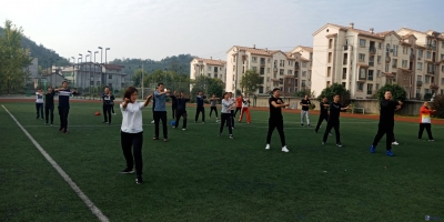 咸安区举行中小学体育教师教学技能比赛