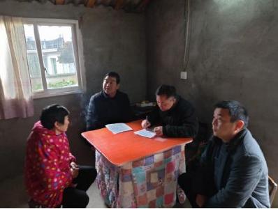 寒冬入户送温暖 精准扶贫暖人心