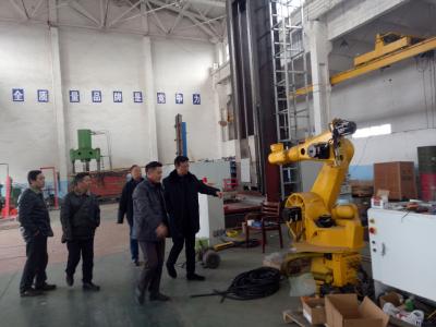 加强督查保安全