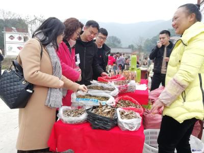 熊家湾里“年味