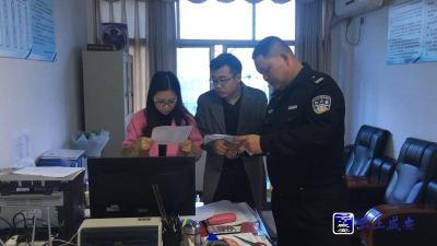 咸安交警深入辖区物流运输企业开展交通安全大检查工作