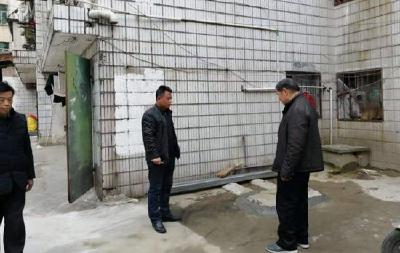 老党员出马，社区解决问题更高效